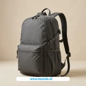 Contoh desain tas travel dengan kain Ripstop berpola kisi dan konstruksi ringan
